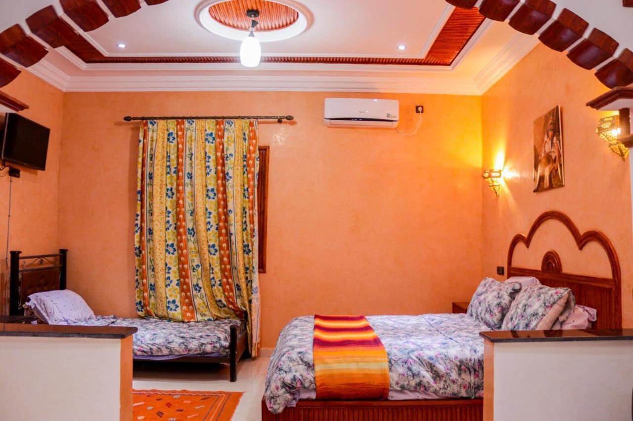 Salma Palms Hotel Meski エクステリア 写真